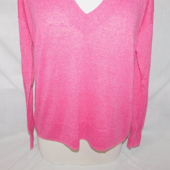 GAP womens M Pink Barbiecore V Neck Linen Blend Light Sweater - Picture 6 of 9
